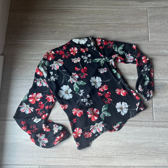 Express Black Floral Wrap Top Long Flowy Sleeves Size M - Picture 6 of 6